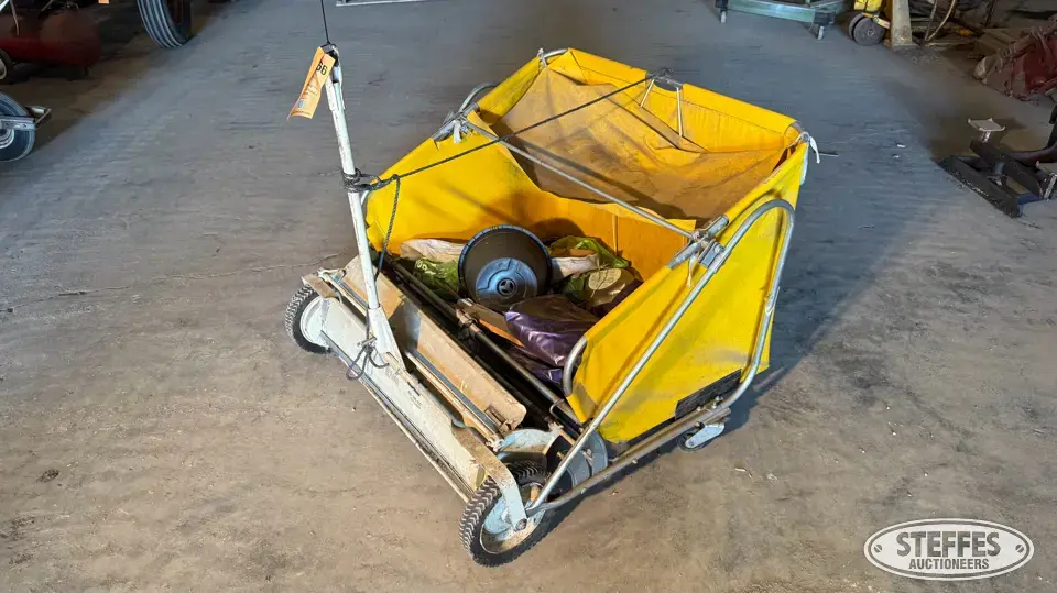 Cub Cadet Lawn and Garden Accessory