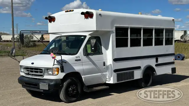 2001 Ford E350