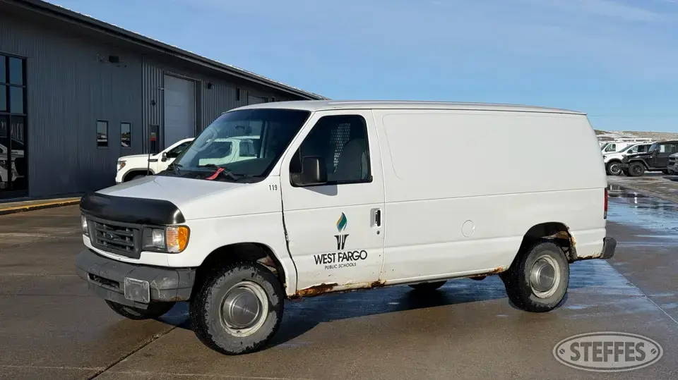 2003 Ford F-350 Van