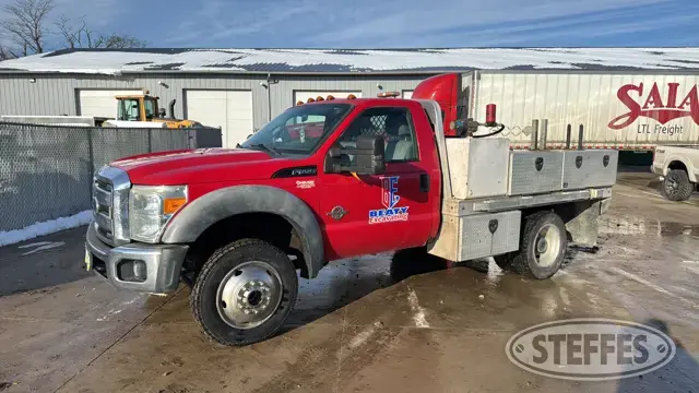 2011 Ford Super Duty F-550 XL