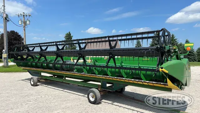 2009 John Deere 630F