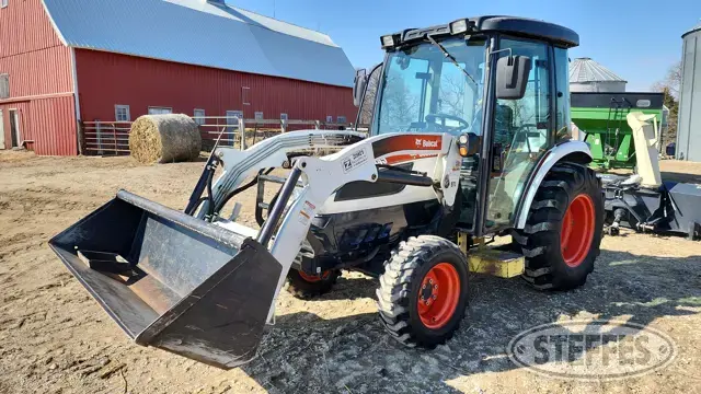2010 Bobcat CT445