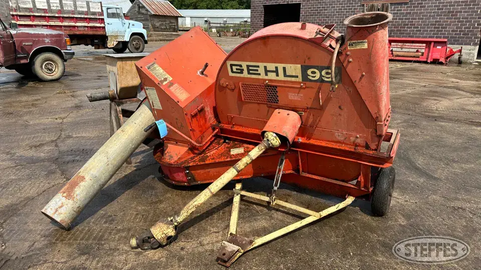Gehl 99 Forage Processing