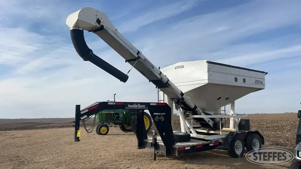 Convey-All WT 290 SP Bulk Seed Tender Trailer