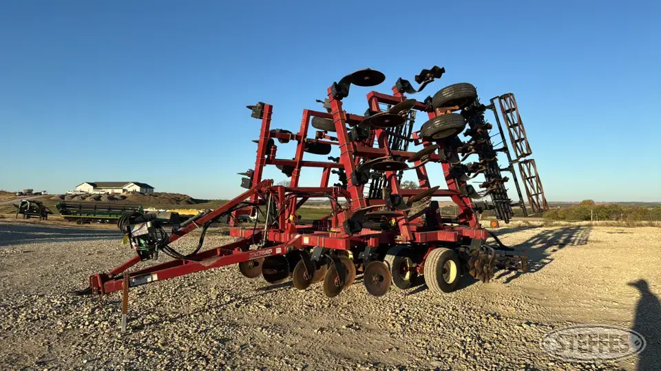 Salford 570 RTS Vertical Tillage