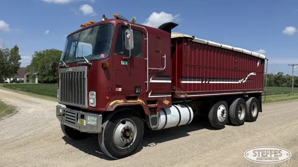 1984 GMC Astro Grain Truck