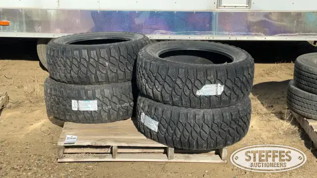 (4) 35x12.50R22LT tires