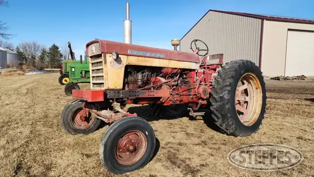 1962 Farmall 560