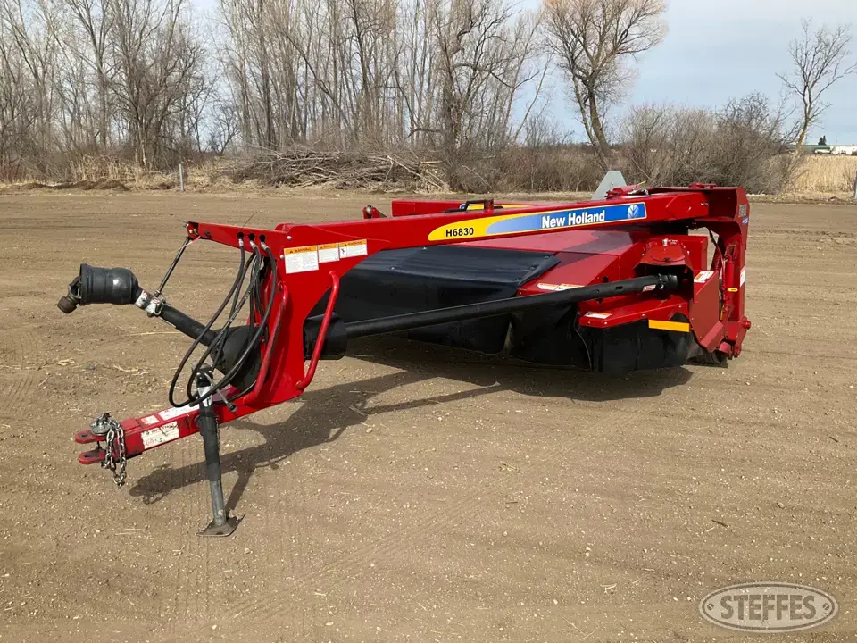 2016 New Holland H6830 Disc Mower