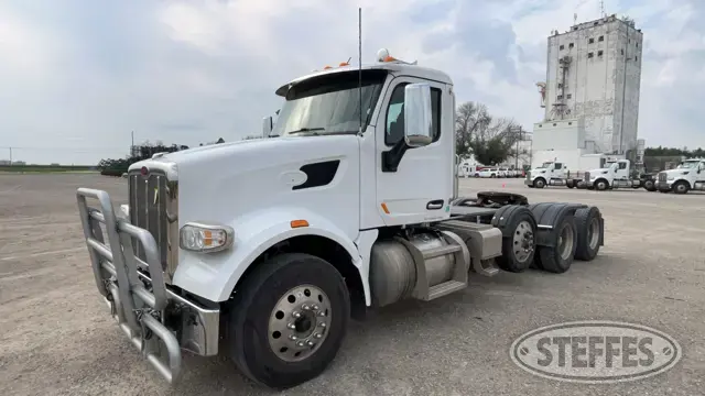 2019 Peterbilt 567