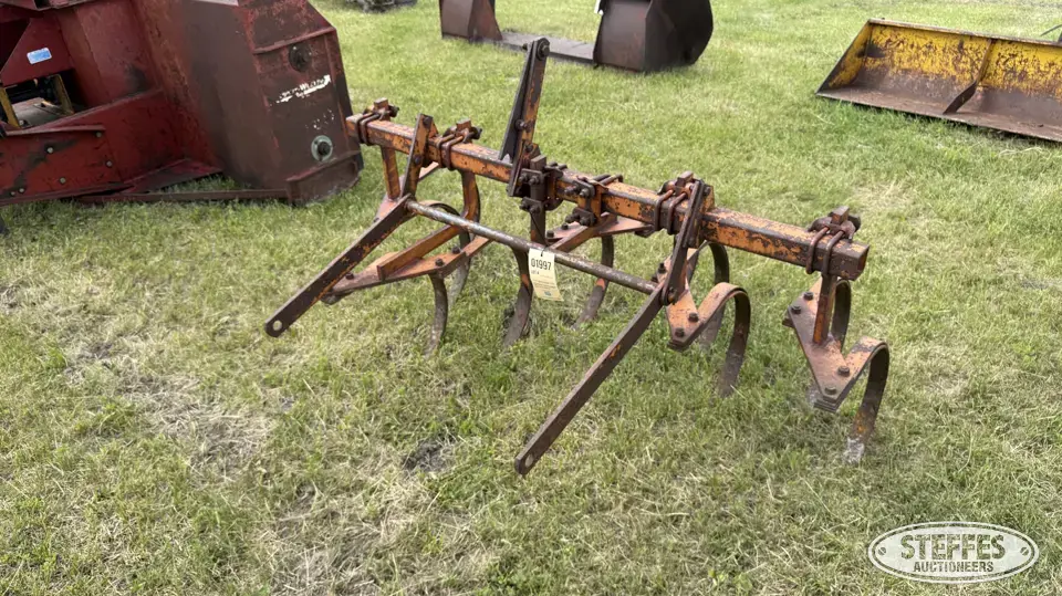 Allis-Chalmers field cultivator