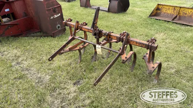 Allis-Chalmers field cultivator