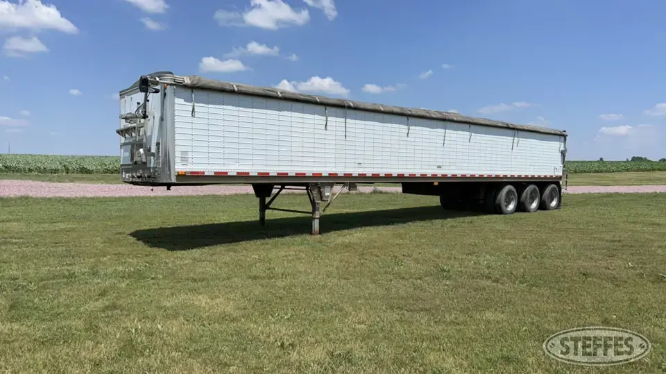 2004 Wilson Live Bottom Trailer