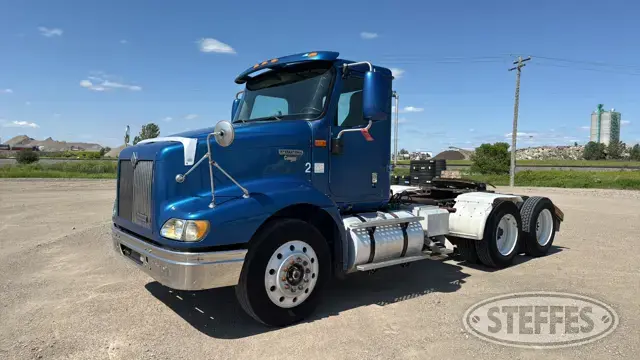 2001 International 9200i