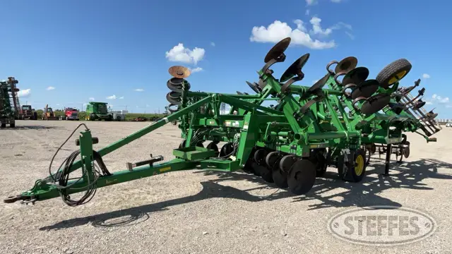 2018 John Deere 2730