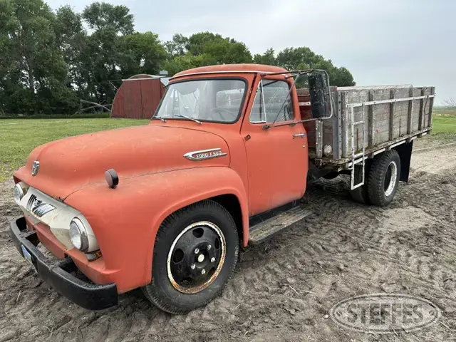 1954 Ford F500