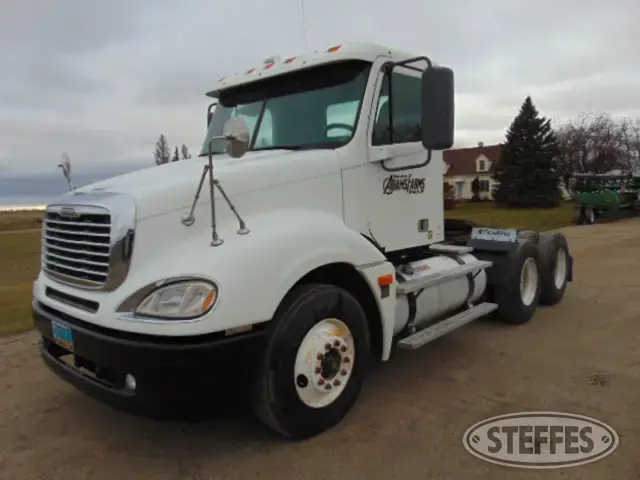 2006 Freightliner Columbia