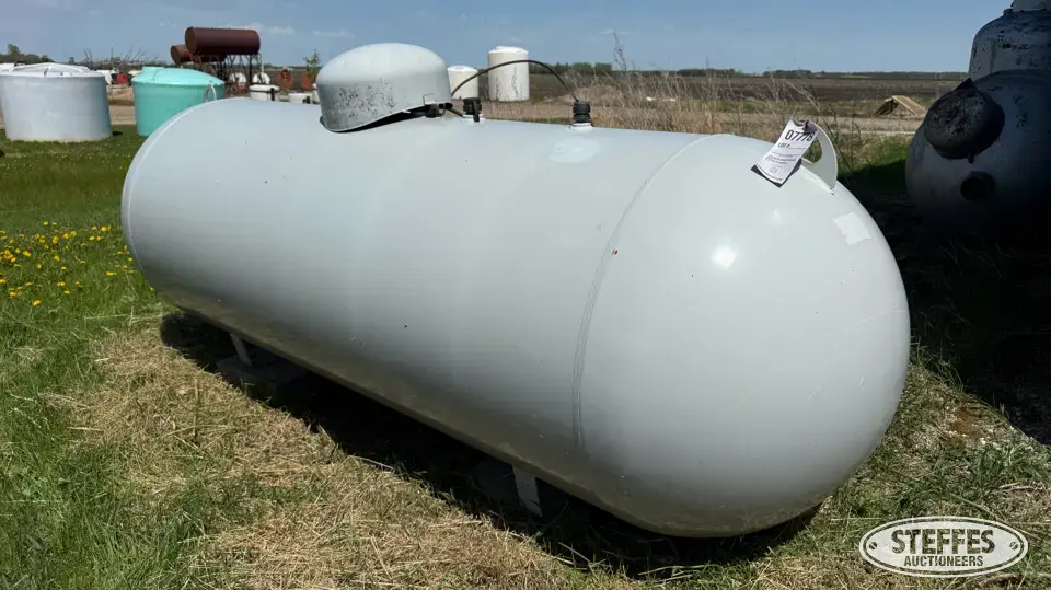 2008 Quality Steel Corp. 500 gal. LP tank