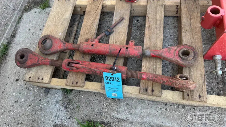 (2) International top links Tractor Part