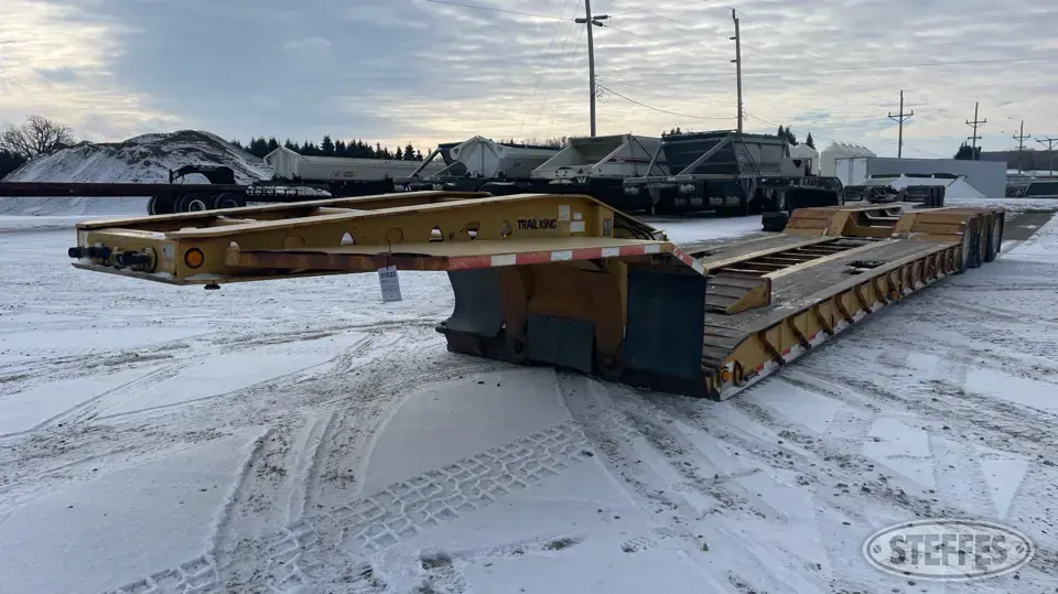 1997 Trail King TK100HDG-513 Lowboy Trailer