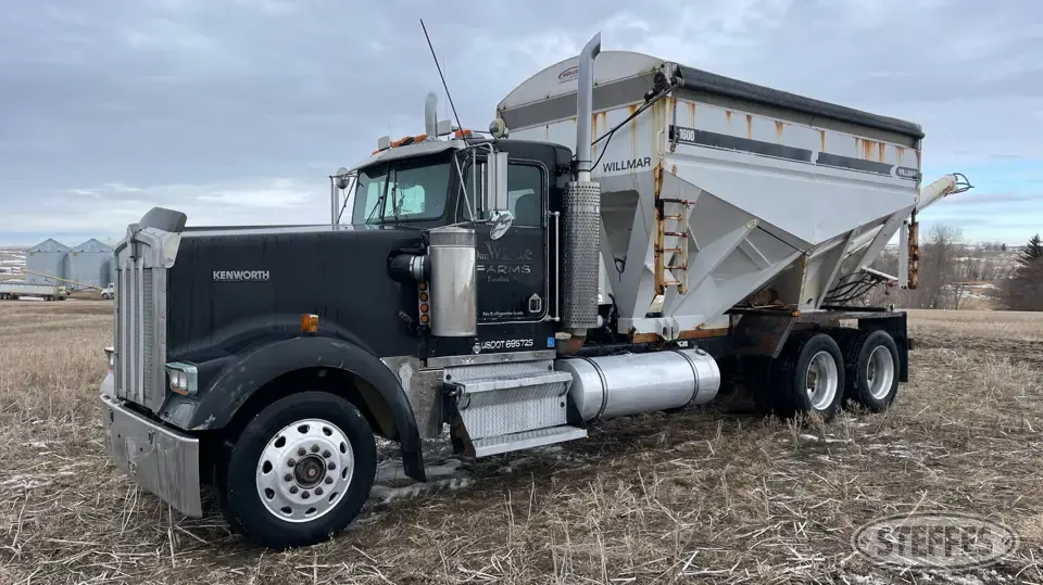 1995 Kenworth W900 Tender Truck