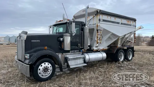 1995 Kenworth W900