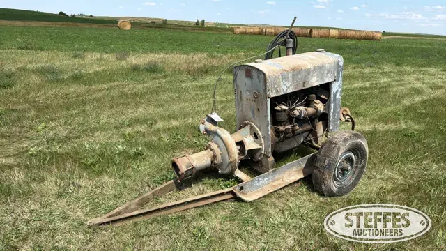 Le Roi water pump