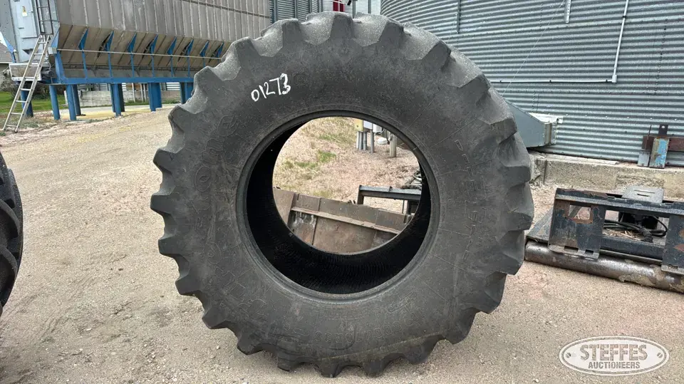 Firestone Deep Tread 800/70R38 tire Tractor-Implement Tire