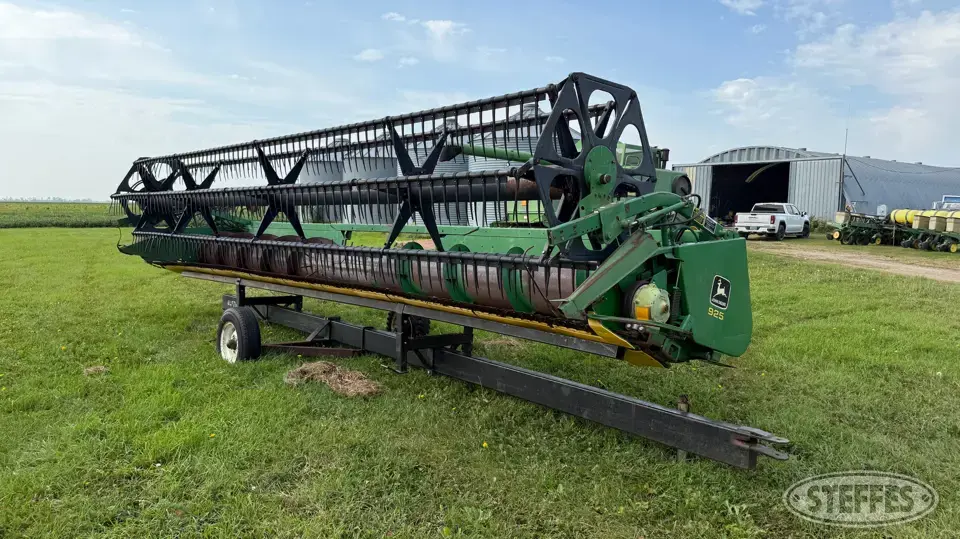 1993 John Deere 925 Flex Head