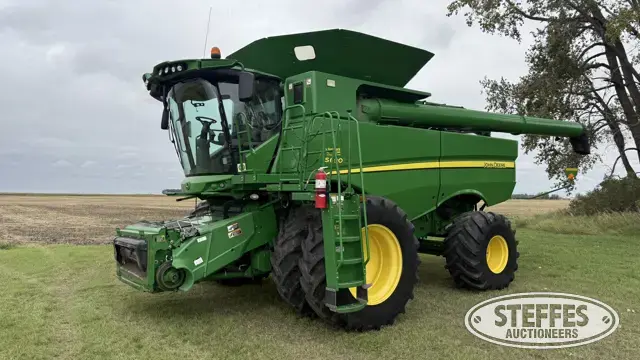 2013 John Deere S690