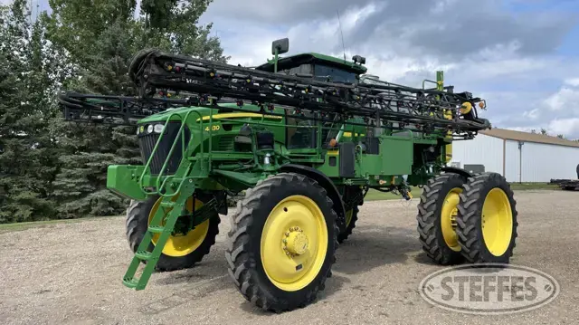 2010 John Deere 4830