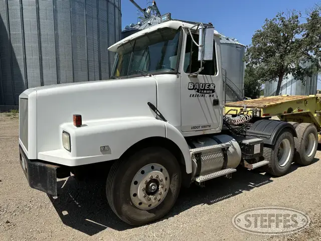 1993 Volvo WG64T