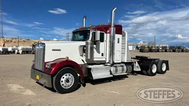2014 Kenworth W900