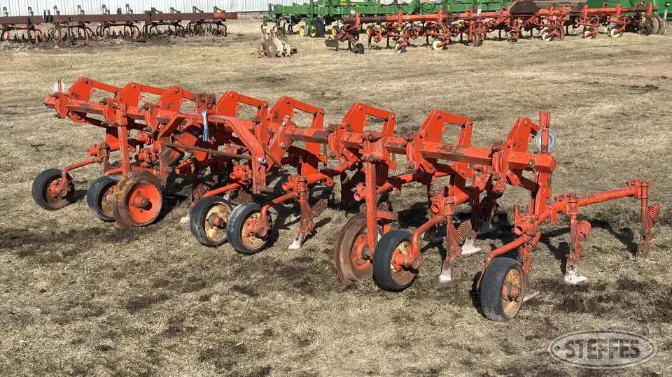 Allis-Chalmers Row Crop Cultivator