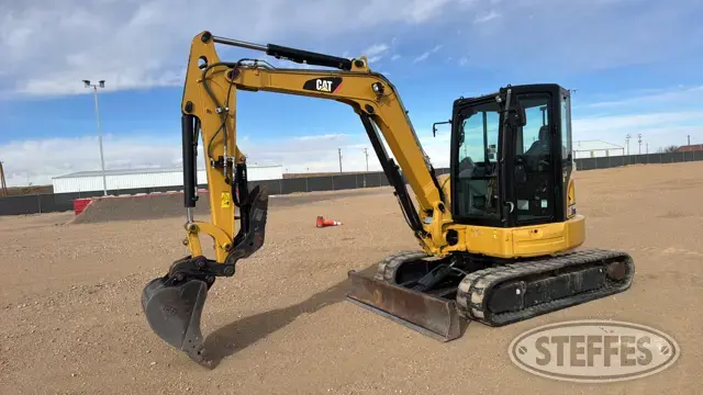 2016 CAT 305.5E2