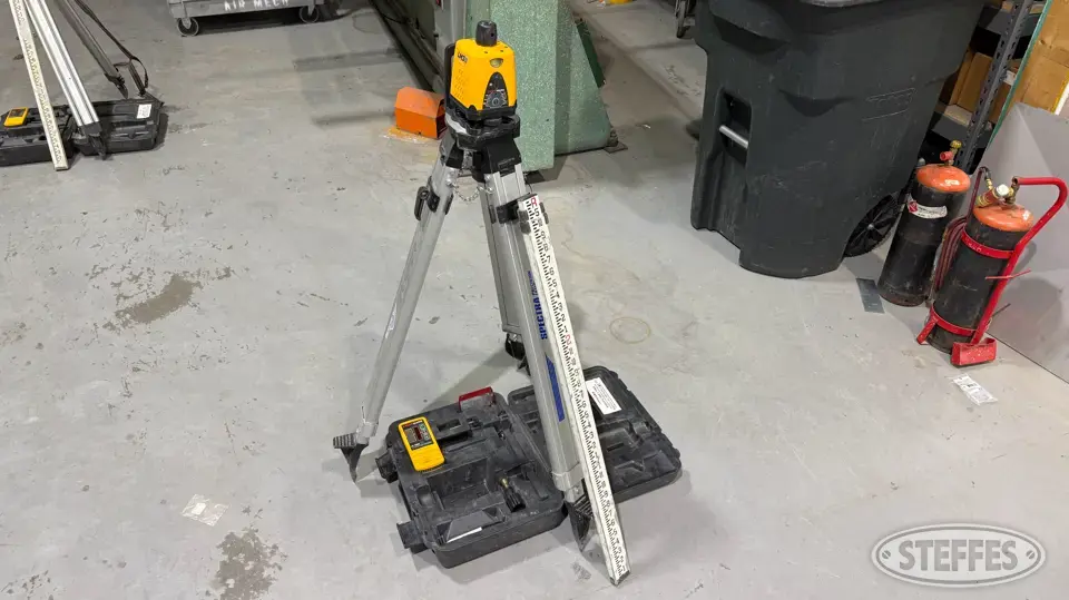 CST/Berger LM30 Laser