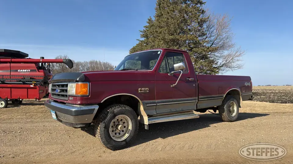 1991 Ford F-150 Lariat Half Ton Pickup