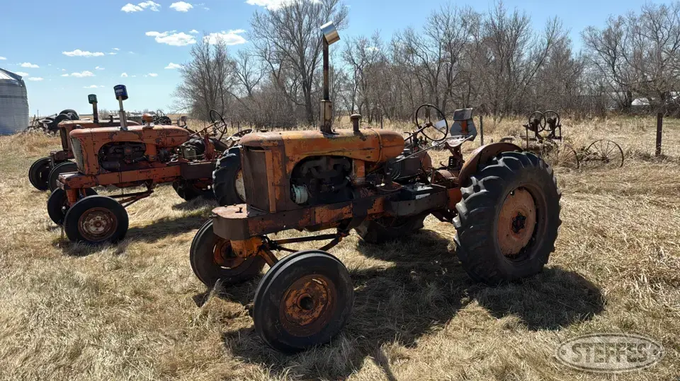 Allis-Chalmers WC Collectible Tractor