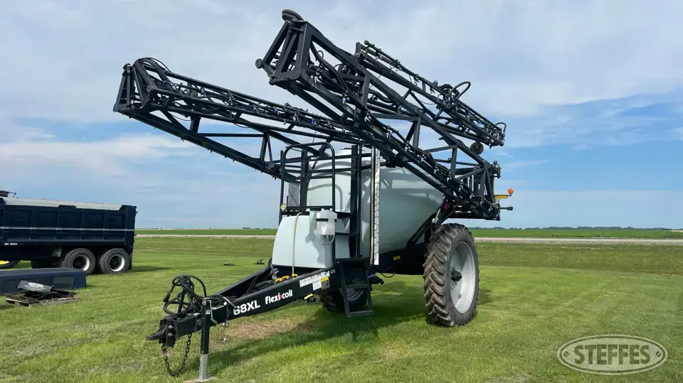 Flexi-Coil 68XL Pull-Type Sprayer