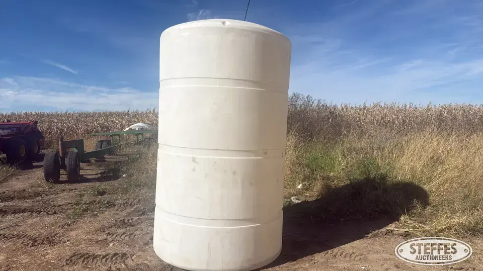 Poly tank