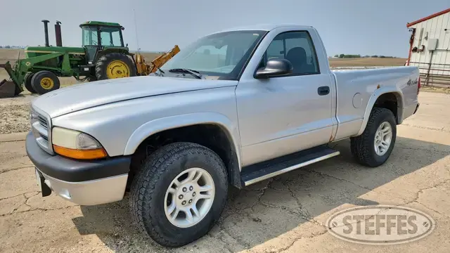 2004 Dodge Dakota Sport