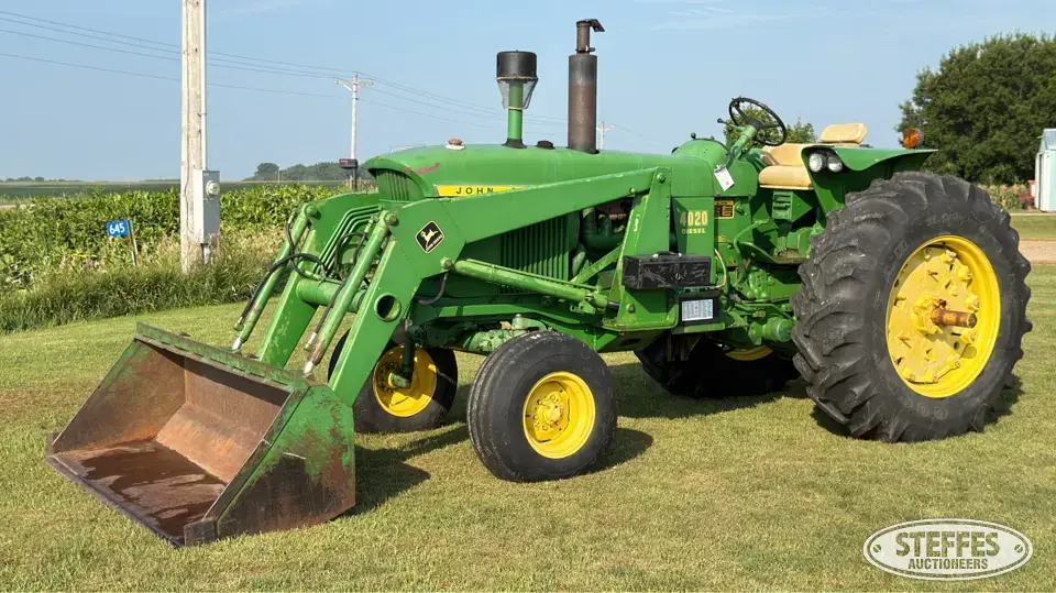 1967 John Deere 4020 2WD Tractor