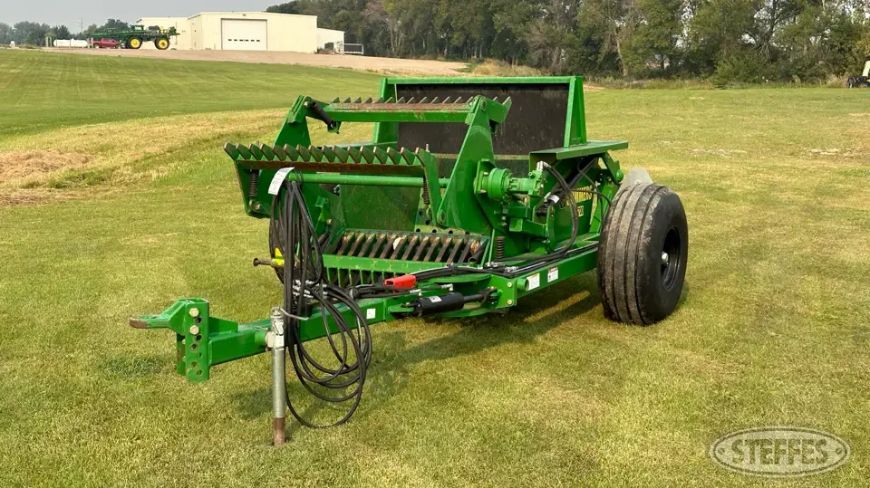 2013 Summers 700 Rock Picker