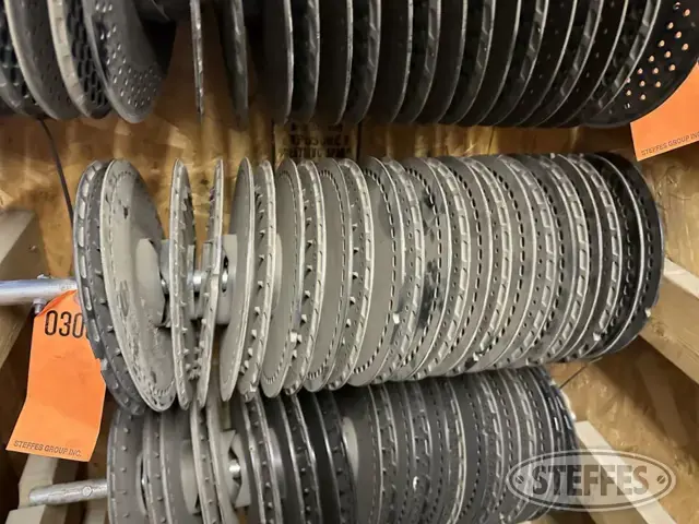 John Deere planter plates