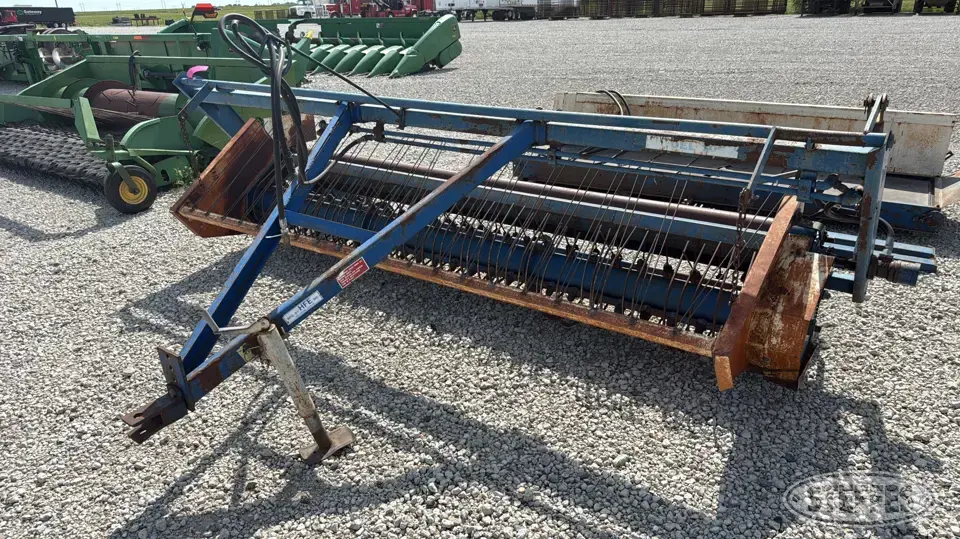 Heath 1060 Edible Bean Windrower
