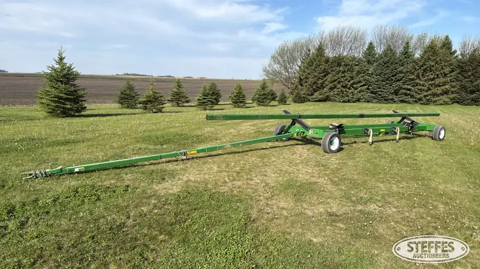 Unverferth HT30 Header Trailer