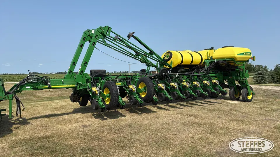 2013 John Deere 1770NT 12 or More Row Planter