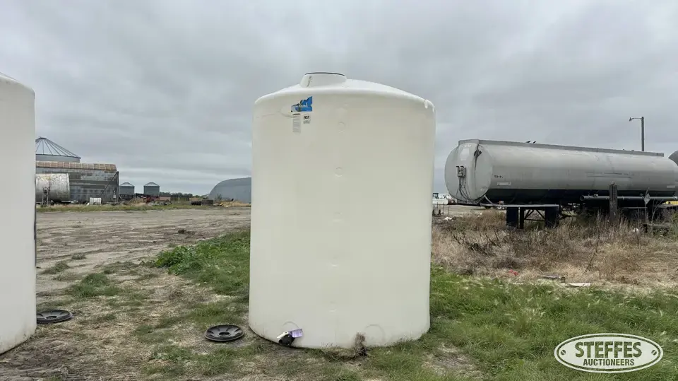 Ace Roto-Mold 3,000 gal. poly tank