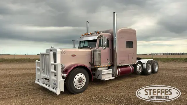 2001 Peterbilt 379