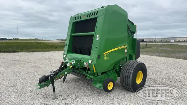 2022 John Deere 560M